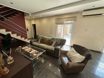 VENTA DE CASA EN Caseros