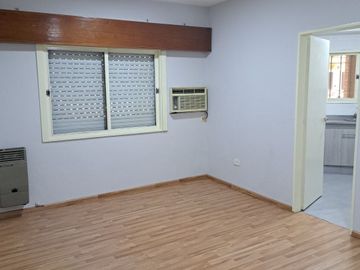 VENTA DE DEPARTAMENTO EN Caseros