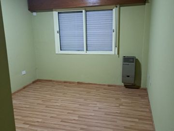 VENTA DE DEPARTAMENTO EN Caseros