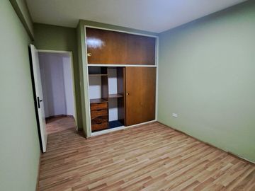 VENTA DE DEPARTAMENTO EN Caseros