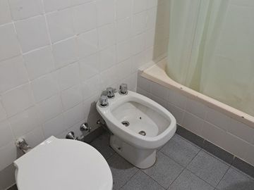 VENTA DE DEPARTAMENTO EN Caseros