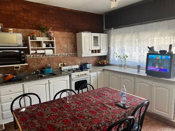 VENTA DE CASA EN Caseros