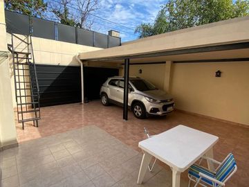 VENTA DE CASA EN Caseros
