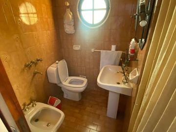 VENTA DE CASA EN Caseros