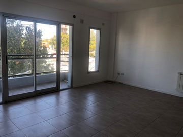 Departamento en venta en Berazategui Este