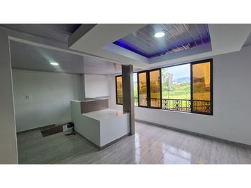 OPORTUNIDAD UNICA! EN VENTA CASA DE TRES PISOS EN SAMARIA