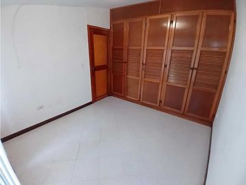 Amplia casa en la Villa, en la Pereira