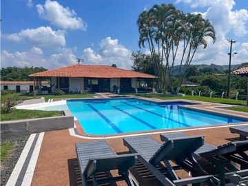 Hermosa casa-finca campestre en Morelia, Pereira