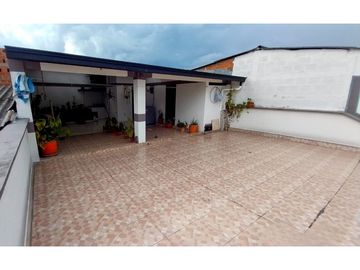 Casa independiente en Modelo, Dosquebradas