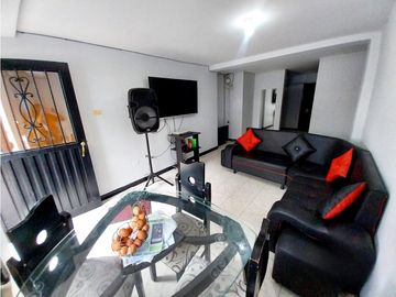 Casa independiente en Modelo, Dosquebradas