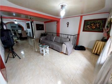 Casa independiente en Modelo, Dosquebradas