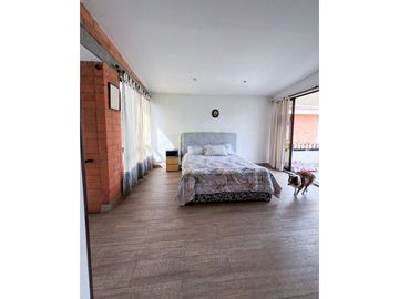 Espectacular casa esquinera en conjunto, sector Bombay, Dosquebradas