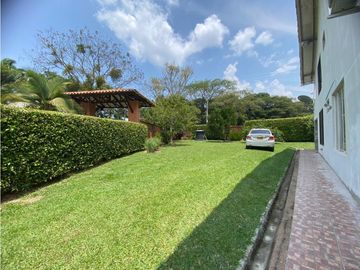 Casa campestre en condominio El Tigre-Cerritos