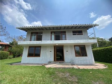 Casa campestre en condominio El Tigre-Cerritos