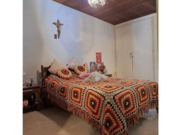 EN VENTA AMPLIA CASA LOTE EN DOSQUEBRADAS