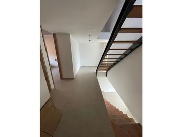 HERMOSA TOWNHOUSE - ALTOS DE TANAMBI