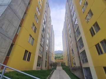 VENTA de APARTAMENTO en GIRON