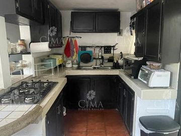 Venta casa en María Candelaria Huitzilac - V329