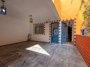Venta de Casa en San Miguel de Allende – Seguridad, Vistas y Estilo Colonial