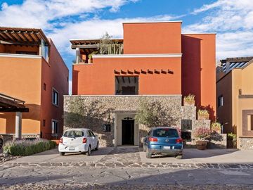 En Venta Departamento Amueblado en San Miguel de Allende: Capilla de Piedra