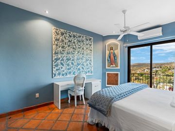 En Venta Departamento Amueblado en San Miguel de Allende: Capilla de Piedra