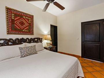 En Venta Departamento Amueblado en San Miguel de Allende: Capilla de Piedra