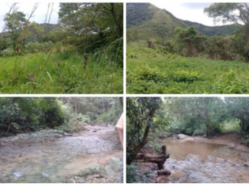 Rancho para ganadería a 45 km de Villaflores, Chiapas.