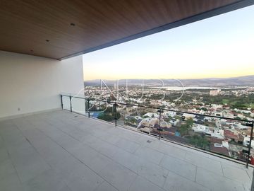 LUJOSO DEPARTAMENTO EN VENTA CON LA MEJOR VISTA DE LEON