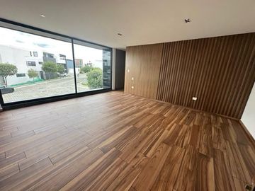 Venta de Casa en Lomas de Angelopolis, Puebla.