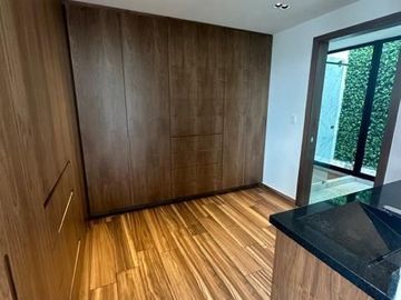 Venta Casa en Lomas de Angelopolis , Puebla.