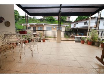 VENTA DE CASA EN BETANIA
