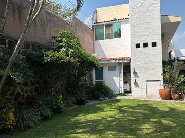 Casa en venta en Vista Hermosa, Cuernavaca, Morelos Casas y bienes raíces en venta en Cuernavaca, Morelos