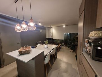 Venta dpto Dúplex 1D+2B+EST+BOD  Holanda /Metro Chile España / Gran ubicación en Ñuñoa