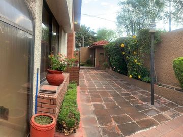 CASA EN VENTA CON SEGURIDAD EN CIUDAD SATÉLITE, NAUCALPAN DE JUÁREZ