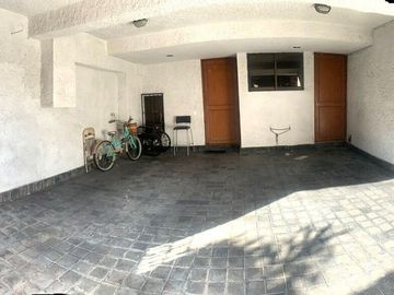 CASA EN VENTA CON SEGURIDAD EN CIUDAD SATÉLITE, NAUCALPAN DE JUÁREZ