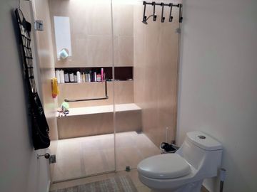 CASA EN VENTA EN GRAN CAPRICHO CUMBRES DEL LAGO JURIQUILLA QUERETARO