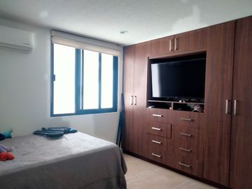 CASA EN VENTA EN GRAN CAPRICHO CUMBRES DEL LAGO JURIQUILLA QUERETARO