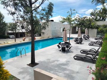 CASA EN VENTA EN GRAN CAPRICHO CUMBRES DEL LAGO JURIQUILLA QUERETARO