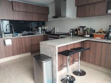 CASA EN VENTA EN GRAN CAPRICHO CUMBRES DEL LAGO JURIQUILLA QUERETARO