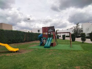 CASA EN VENTA EN GRAN CAPRICHO CUMBRES DEL LAGO JURIQUILLA QUERETARO