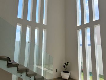VENTA DE CASA EN BOSQUE REAL TLAJOMULCO DE ZUÑIGA.