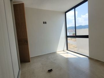 VENTA DE CASA EN BOSQUE REAL TLAJOMULCO DE ZUÑIGA.