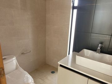 VENTA DE CASA EN BOSQUE REAL TLAJOMULCO DE ZUÑIGA.