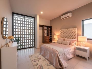 CASA EN VENTA MERIDA, ZONA NORTE, EXCLUSIVO RESIDENCIAL DE 19 LOTES