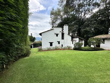 Hermosa Propiedad en Valle de Bravo, Estado de México
