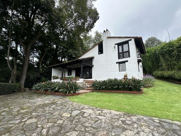 Hermosa Propiedad en Valle de Bravo, Estado de México