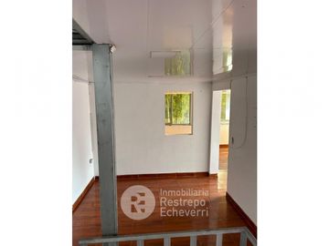 Casa con renta en venta, barrio Villa Juanita, Villamaria