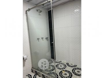 Casa con renta en venta, barrio Villa Juanita, Villamaria