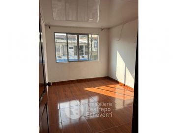 Casa con renta en venta, barrio Villa Juanita, Villamaria