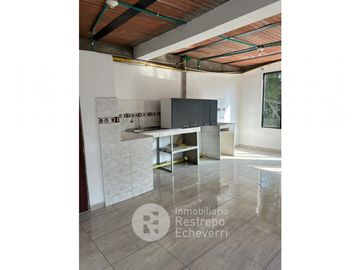 Casa con renta en venta, barrio Villa Juanita, Villamaria
